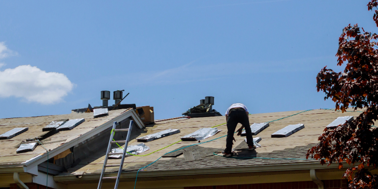 Essential Prep Tips for a Roof Replacement in Michigan